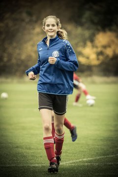 Bild 1693 - B-Juniorinnen SG Mittelholstein - SV Frisia 03 Risum-Lindholm : Ergebnis: 1:12